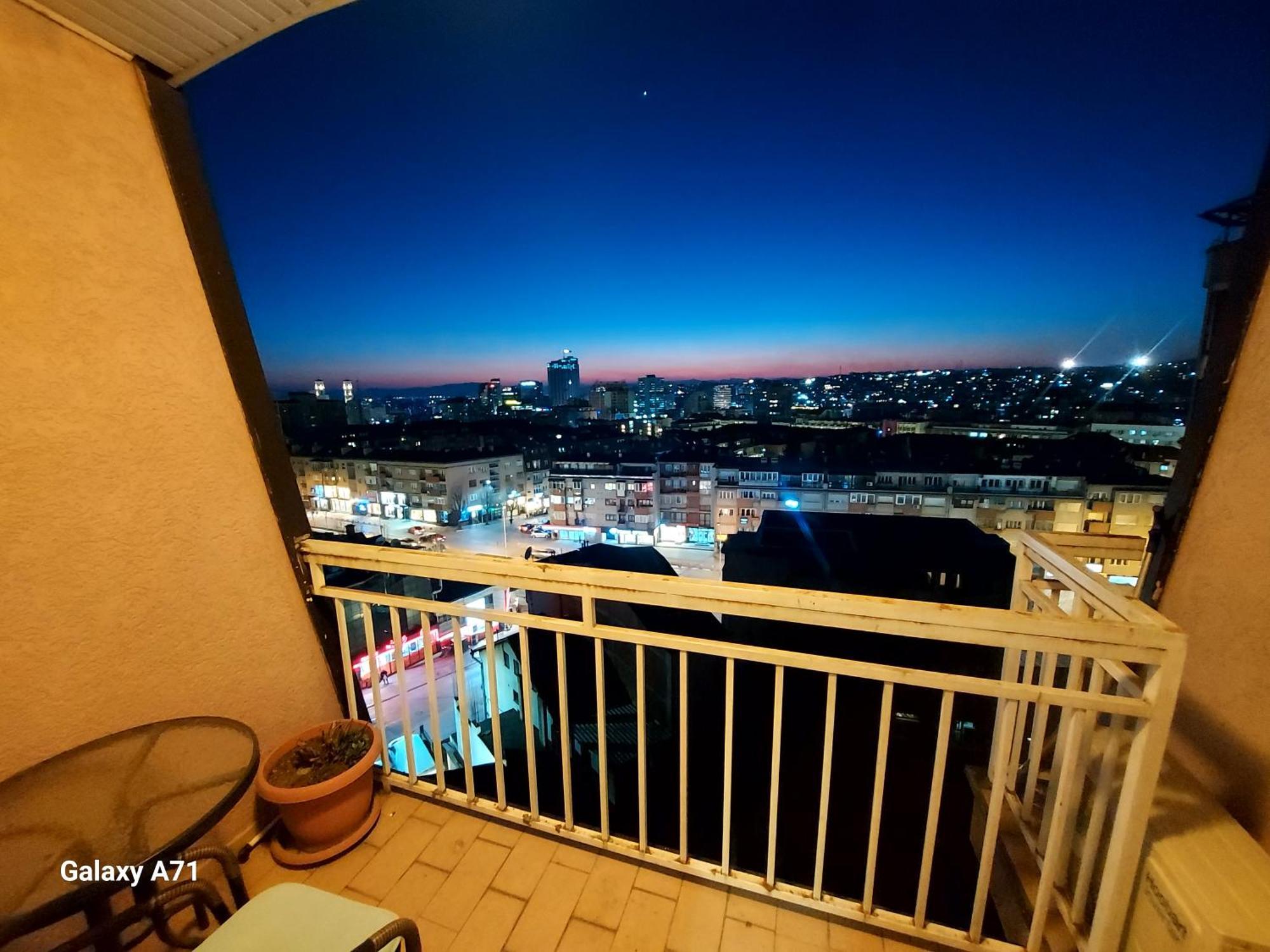 Gorgeous Apartment With City View In The City Center Pristina Exteriör bild